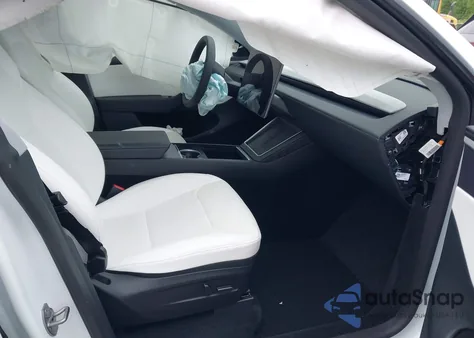 2026 Tesla Model Y Long Range Dual Motor All-Wheel Drive/Long Range Launch Series из США, поврежденный, VIN 7SAYGDEE1TF344875